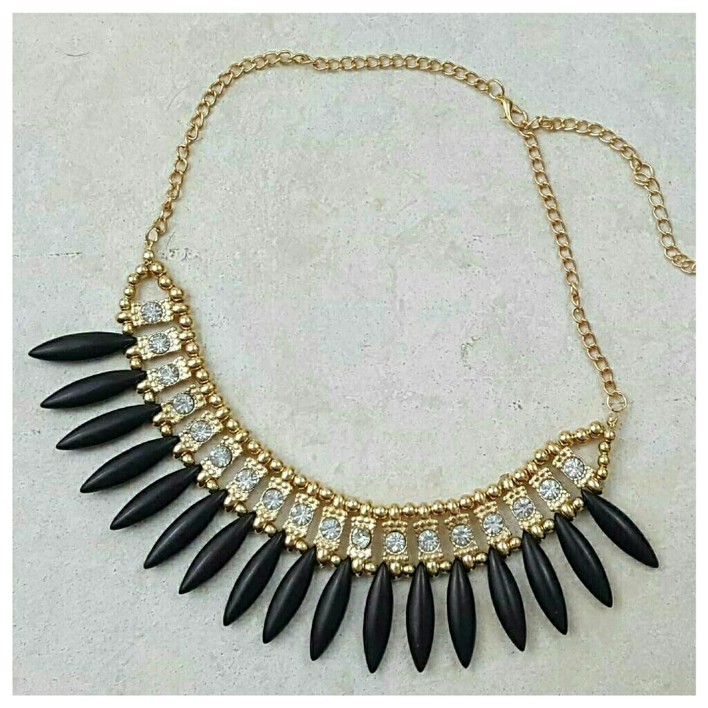 Bohemian Style Bib Choker Necklace Black & Gold